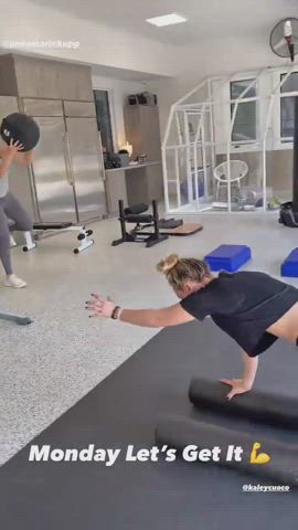 Kaley Cuoco Spandex Workout gif