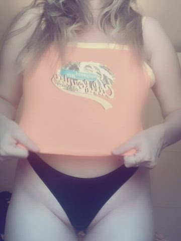 I am freeing my tits during this heatwave (f)