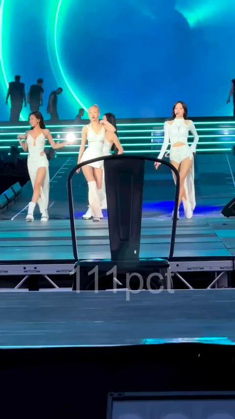 blonde dancing kpop gif