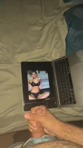 feed me until i cum like the video or let’s do trib for trib ;) @dusty1044 on kik