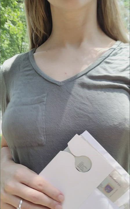 Extra bouncy while checking the mail today (I swear I'm walking normally 😆)