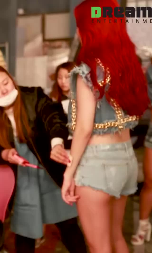 Girl's Day Yura 'Ring my bell' Official MV (Making film2)
