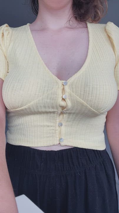 When people think I’m not busty I love proving them wrong [drop]