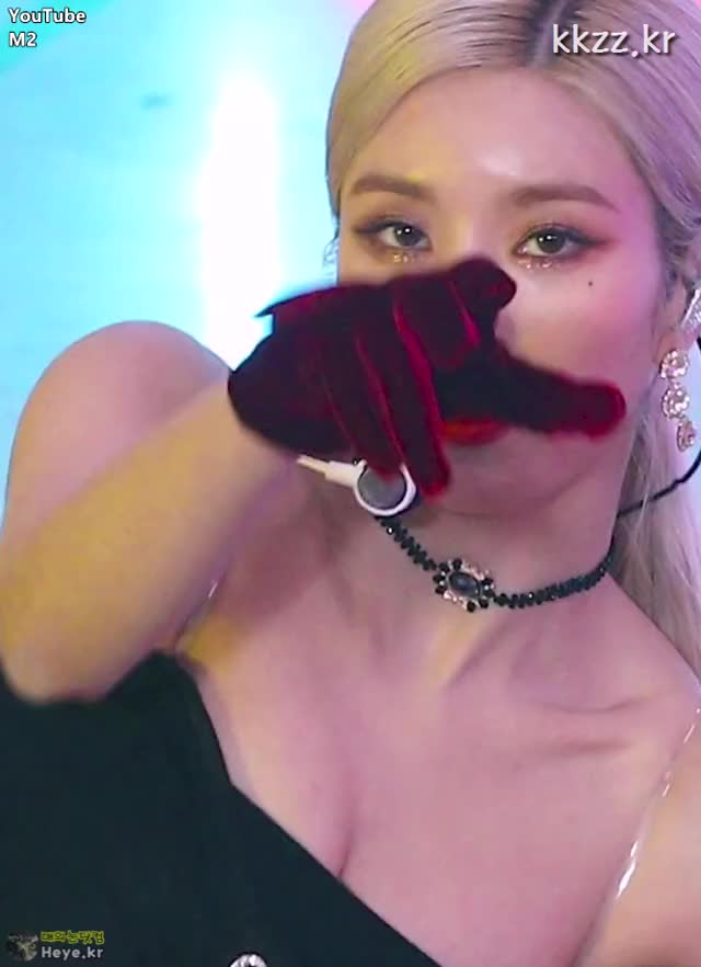예쁜 씬이 유독 많은 아이즈원 권은비 (IZONE KWON EUN BI) [매의눈닷컴/heye.kr]