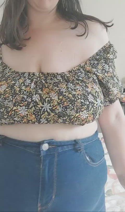 bbw big tits chubby natural natural tits thick titty drop gif