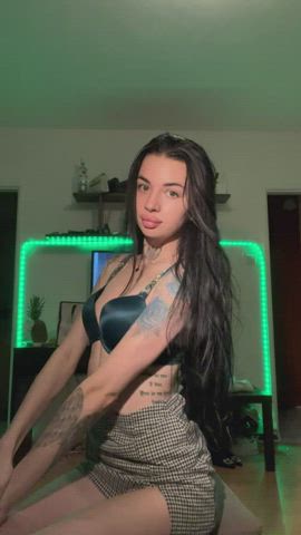 hair lips tattoo gif