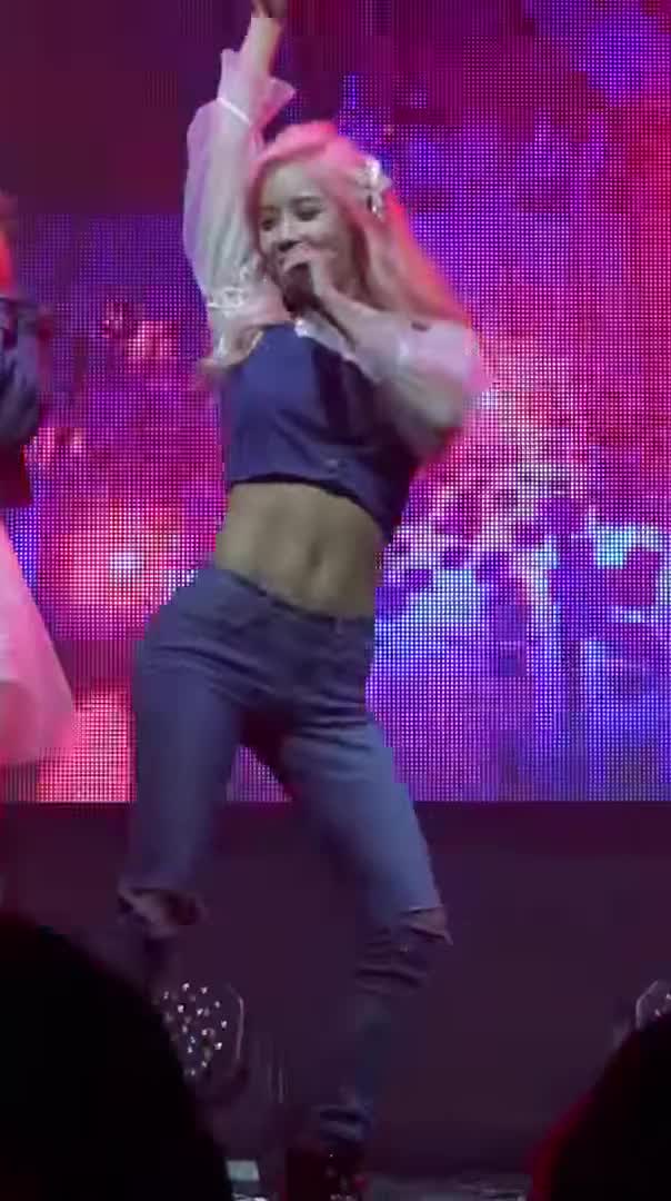 160215 Hyunyoung shake (Mach) loop