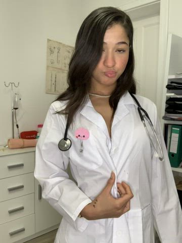 2000s porn big tits boobs erotic lingerie nurse onlyfans teasing teen gif