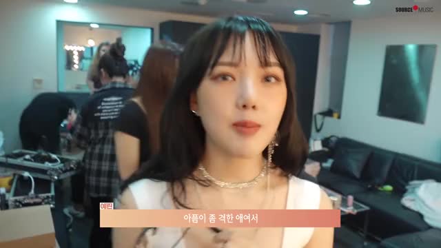 [Special Clips] 여자친구 GFRIEND - FEVER SEASON Showcase Behind