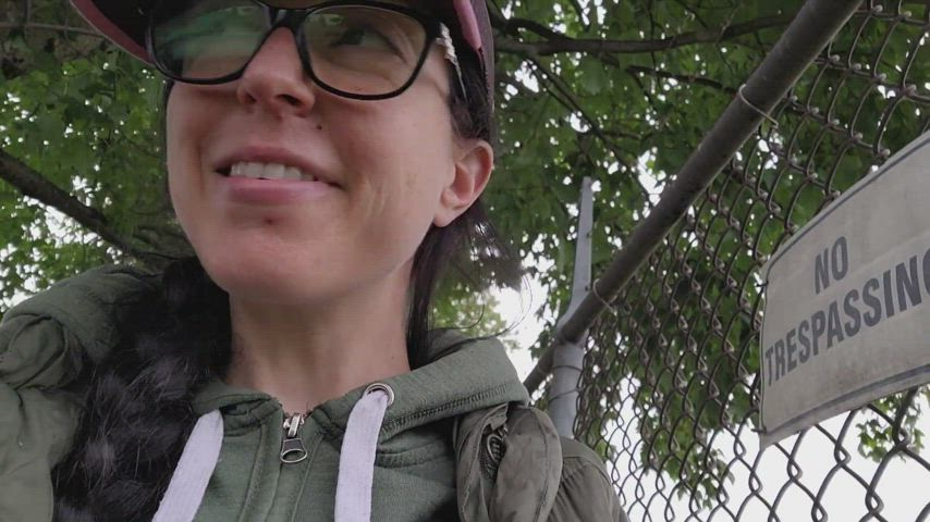golden shower hairy pussy pee peeing piss pissing watersports gif