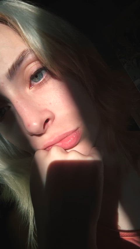 cosplay facial white girl gif