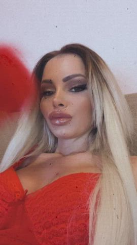 My new hobby is to suck dick 😘🍆