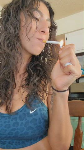 giggles and cigarettes 😘
