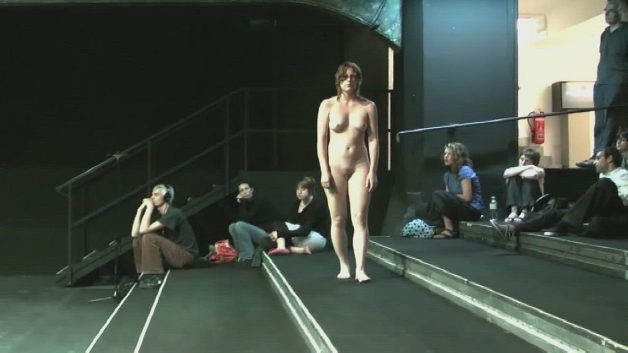 Phèdre nude play