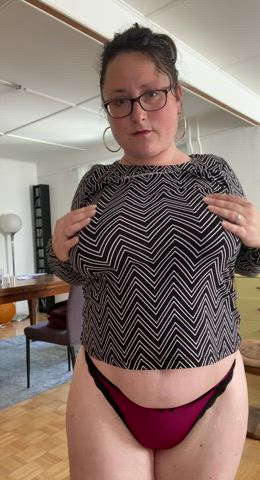 Would you consider dating your next door Milf?