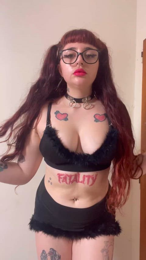 alt big tits curvy goth natural tits onlyfans redhead just-boobs gif