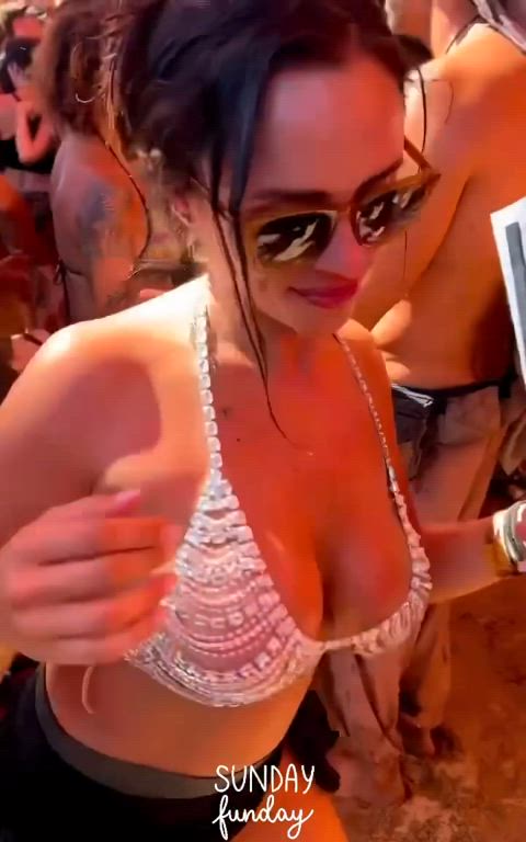 big tits brunette dancing festival fitness tease teasing gif