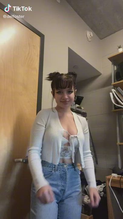 Bouncing Tits Braless TikTok gif