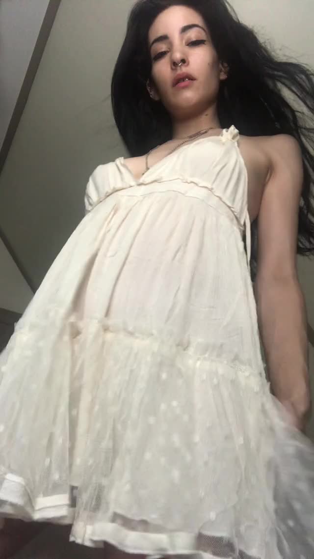 I never wear white :p