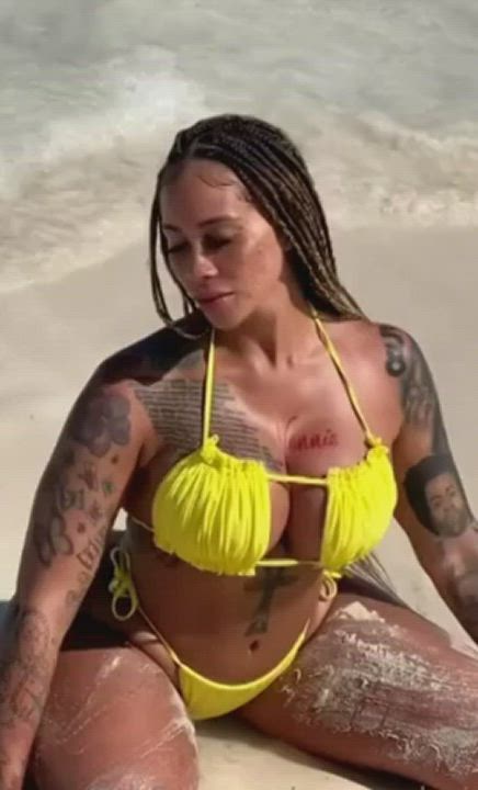Ass Booty Thick gif
