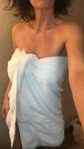 [F51] Any volunteers to rub lotion on my naked body?