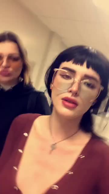 Bella Thorne - 11