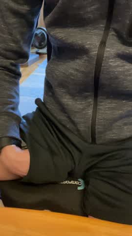Ever absent-mindedly play with your dick while working? ??‍♂️
