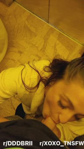 [Reddit] Married buds or buds with a gf … who wants to chat about swapping our