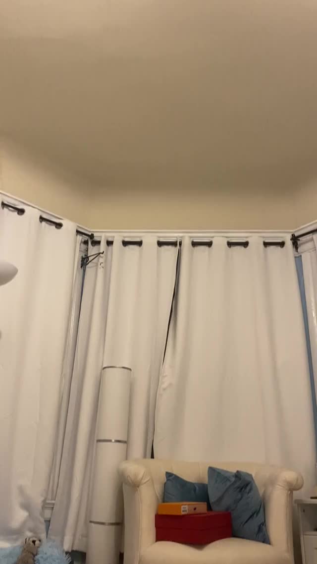 Oh just a regular strip tease, nothing to see here...