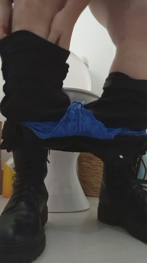 Suddenly horny before work had to get release