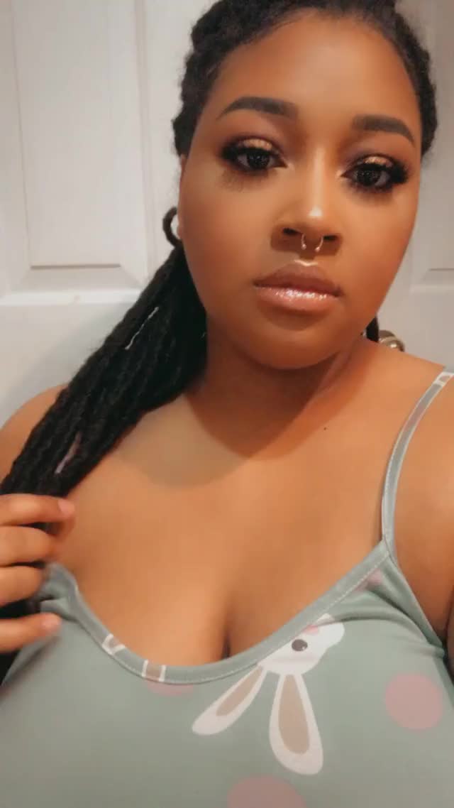 TITTY TUESDAY ✨?