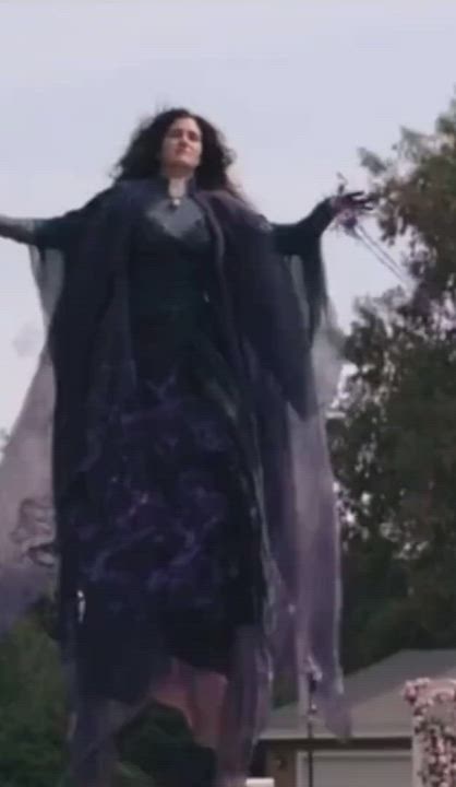 Sexy TV Witches Super-edit: Kathryn Hahn, Anya Chalotra, Carice Van Houten &amp;