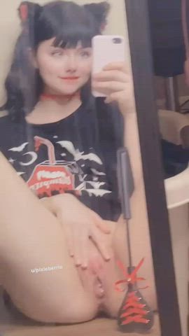19 yo with a pink pussy <3 are you interested