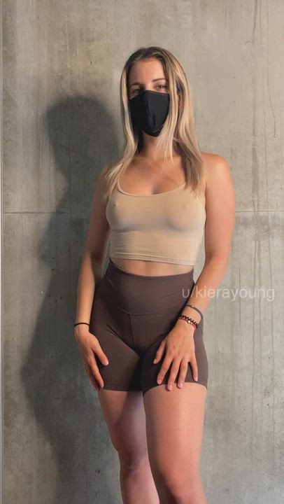 Maybe some of you wanted to see my ass, as well as my tits drop :) OC