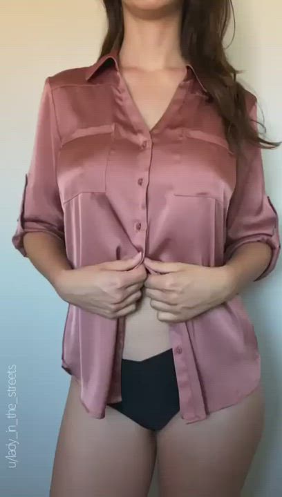 Big Tits Bouncing Tits Huge Tits gif