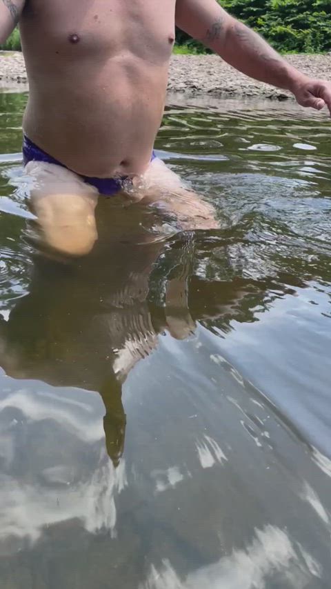 amateur bulge cock slow motion softcore swimsuit wet gif