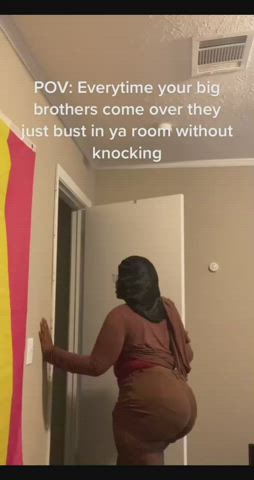 I see why she don’t want them busting in the room🤣 HMU on telegram @Blacknerd11