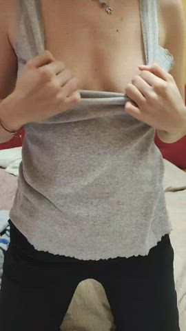 amateur animation babe big tits huge tits natural tits onlyfans teen tits gif