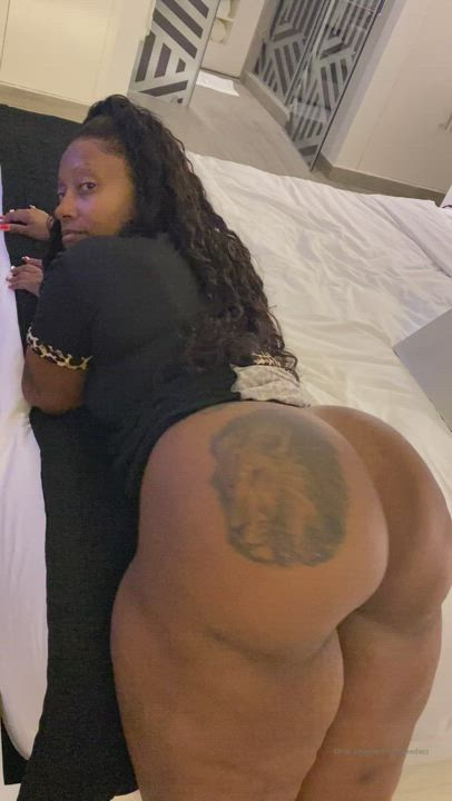 Big 'Ol Cum Cabinet