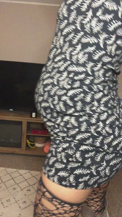 Is it acceptable to still be shaking my ass while I’m pregnant?