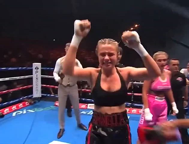 flashing sport topless gif