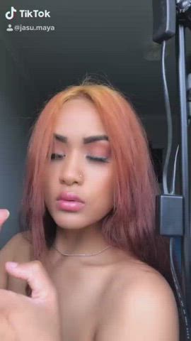 Cute Teen TikTok gif
