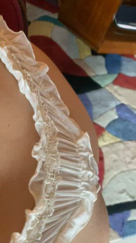 Do you want to play with my panty? Hot mature with long experience of naughty life