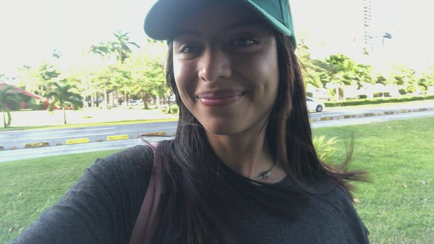 [F] Lol, it's fun to prank in public.