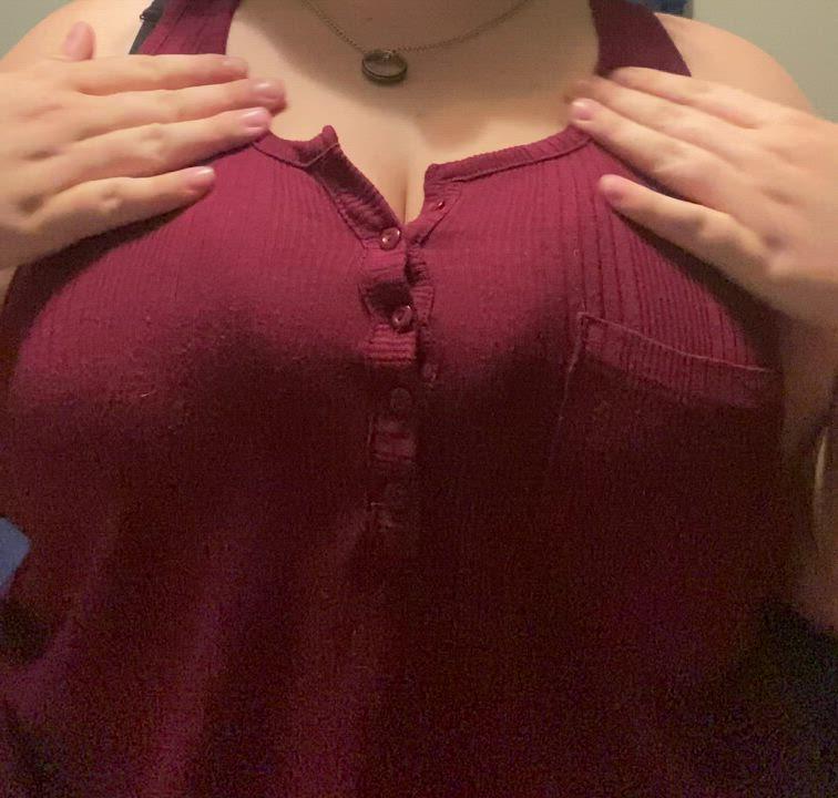 I love to tease and please 😉💜