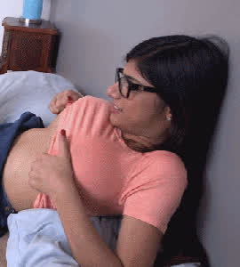big tits milf mia khalifa gif