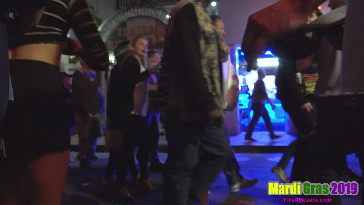 Big Tits Flashing Huge Tits Mardi Gras Natural Tits Nude Party Public Stranger Porn