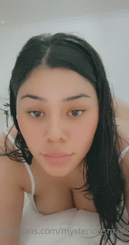 Back Arched Bubble Butt Latina gif