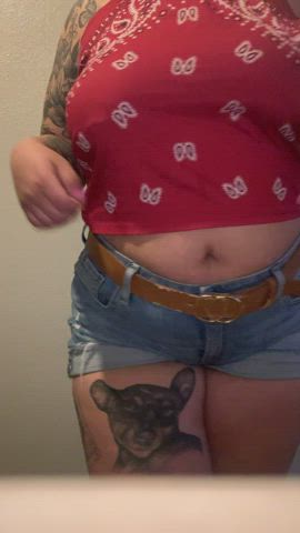 I just feel cute af today 🤷‍♀️🤷‍♀️