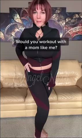 Help me keep this 39 y/o mombod in good shape… ♥️😘